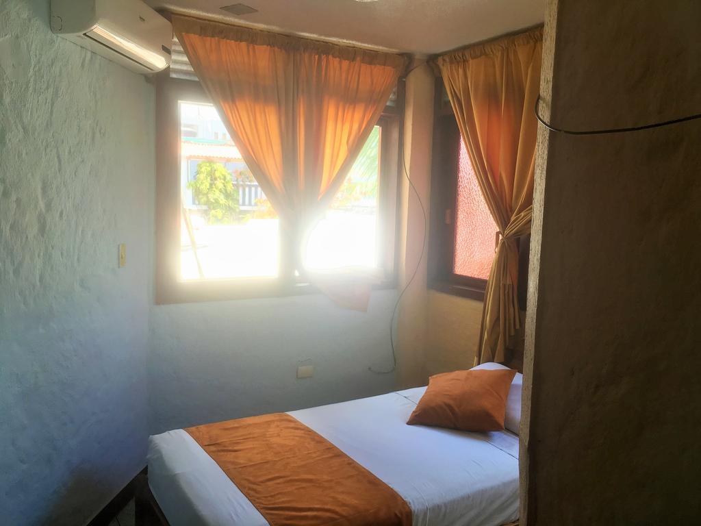 Hostal Estrella De Mar بويرتو أيورا الغرفة الصورة