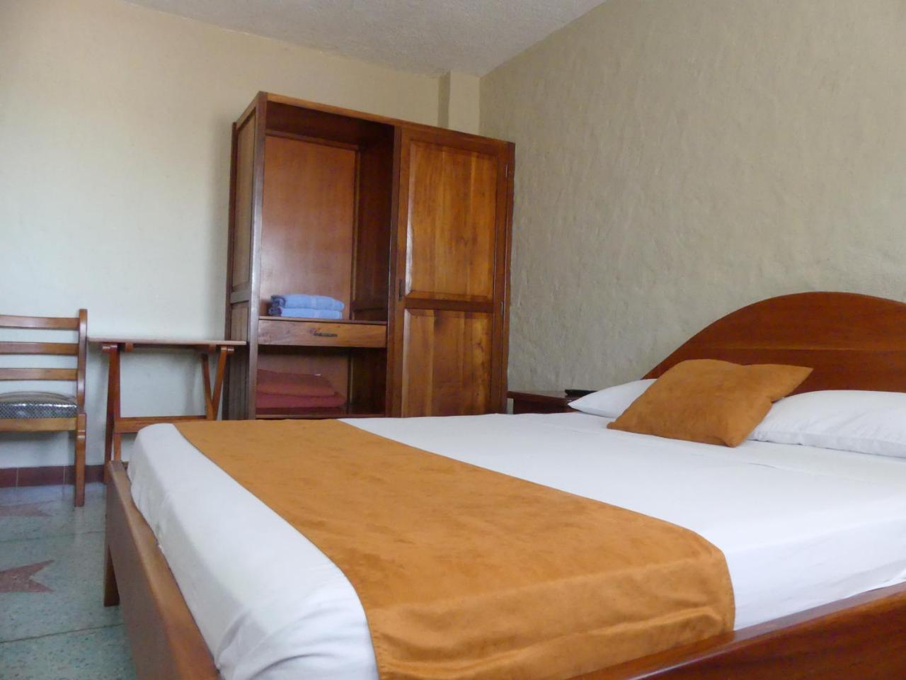 Hostal Estrella De Mar بويرتو أيورا المظهر الخارجي الصورة