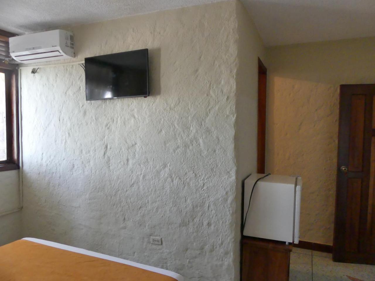 Hostal Estrella De Mar بويرتو أيورا المظهر الخارجي الصورة