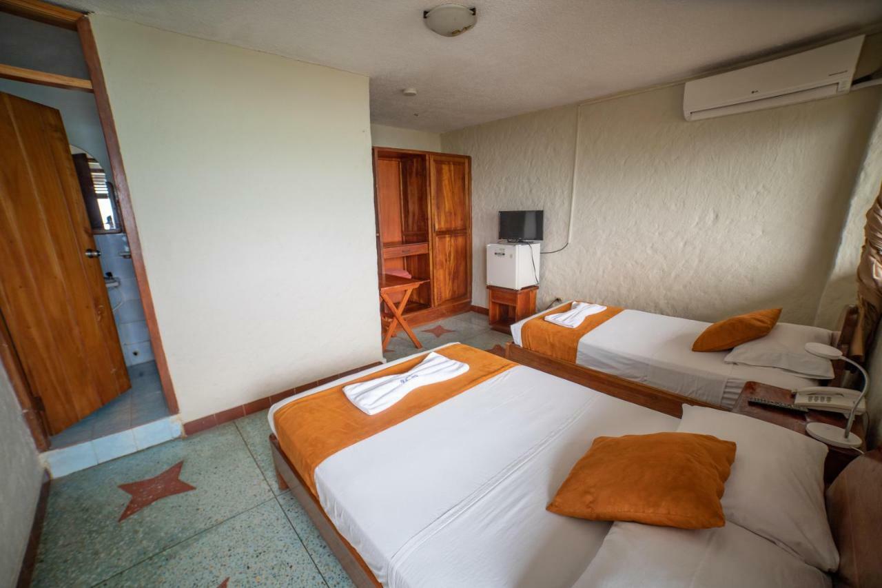 Hostal Estrella De Mar بويرتو أيورا المظهر الخارجي الصورة