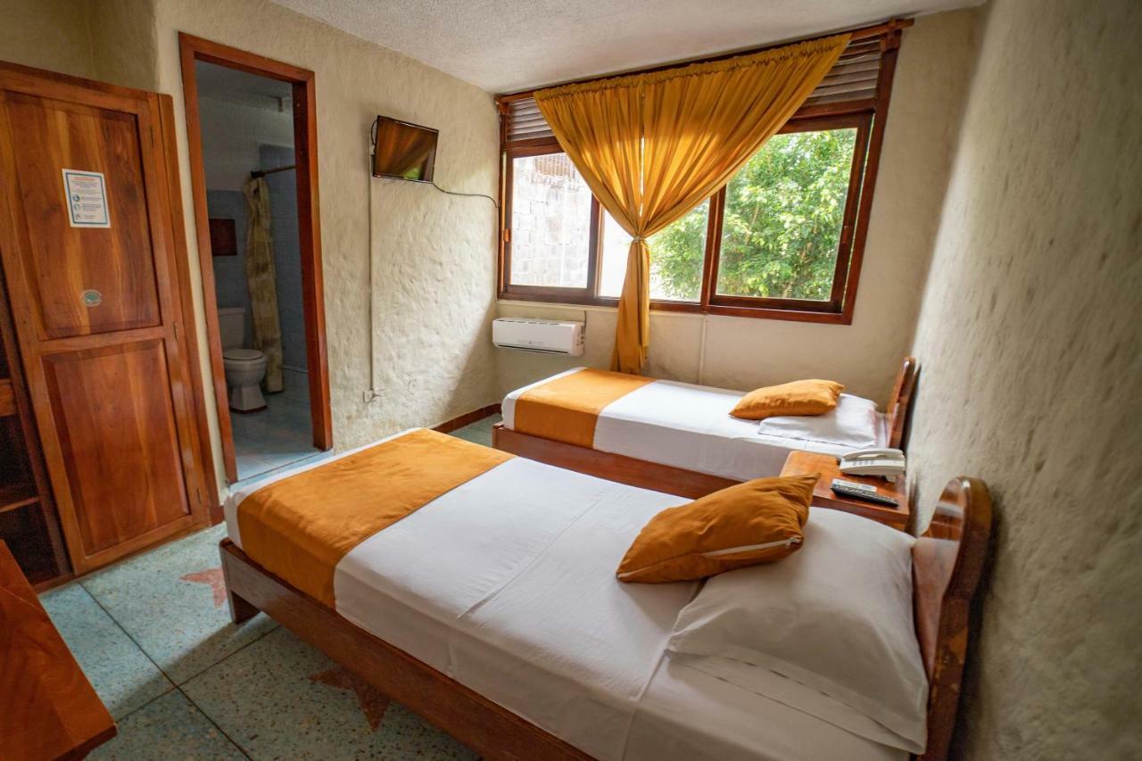 Hostal Estrella De Mar بويرتو أيورا المظهر الخارجي الصورة